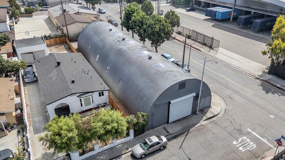 More Photos Of 1280 S Townsend Ave, Los Angeles Service For Lease