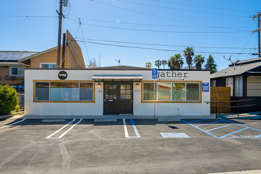 More Photos Of 422 N Coast Highway 101, Encinitas Storefront For Lease