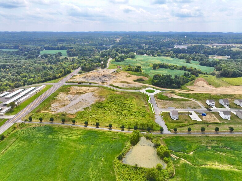 More Photos Of Highway 31, Westmoreland Land For Sale