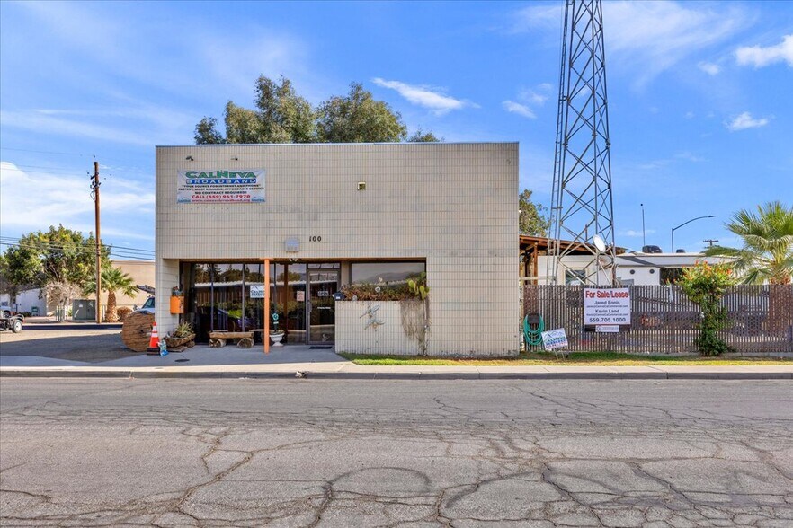 More Photos Of 100 1st St, Coalinga Radio TVTransmission Facilities For Sale