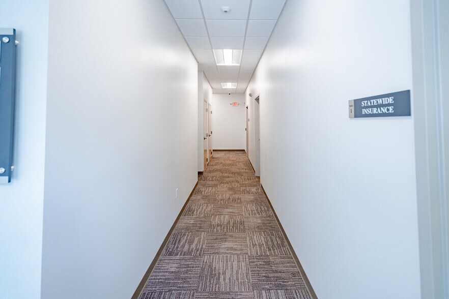 More Photos Of 1336 E Main St, Meriden Freestanding For Lease