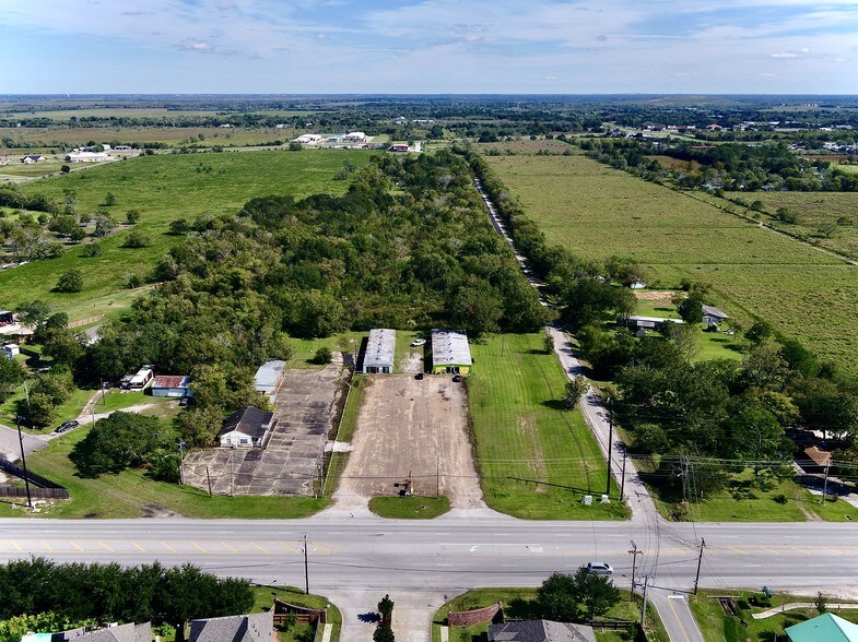 More Photos Of 1716 N Gordon St, Alvin Land For Sale