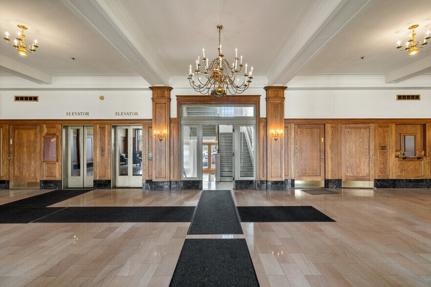 More Photos Of 380 N Main St, Mansfield Office Residential For Sale