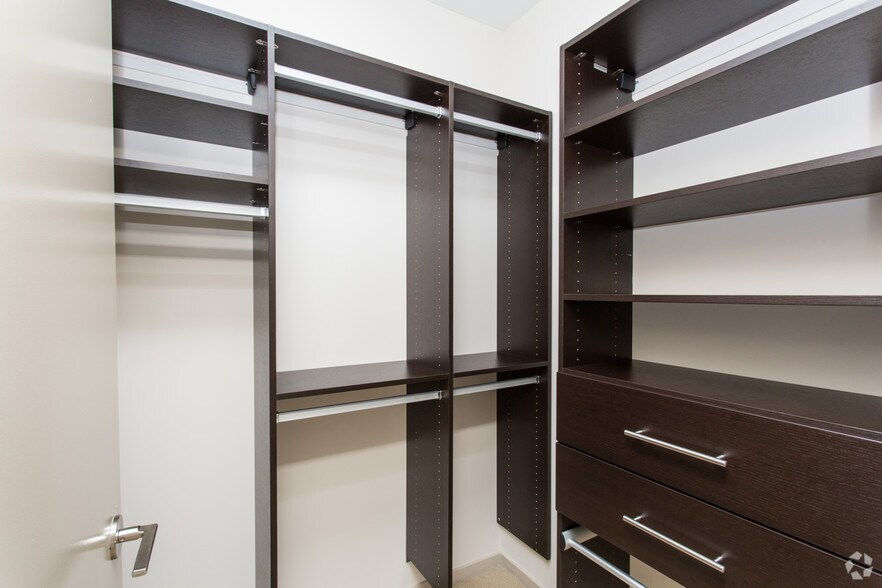 More Photos Of 110 Beverly St, Boston Apartments For Lease