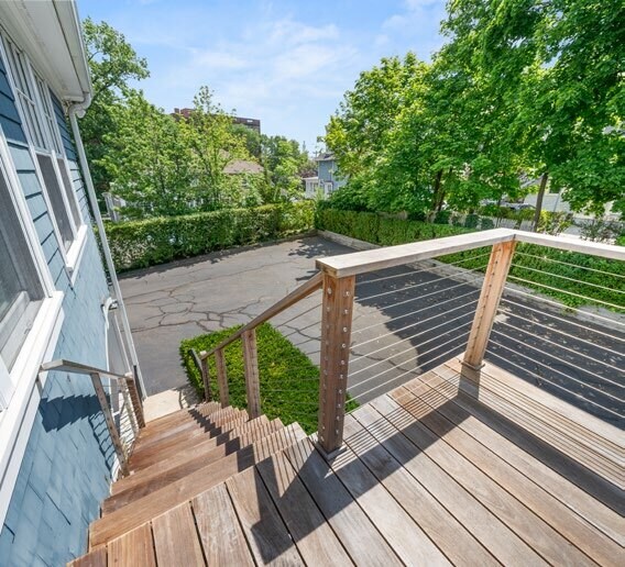 More Photos Of 6 Benedict Pl, Greenwich Office Residential For Sale