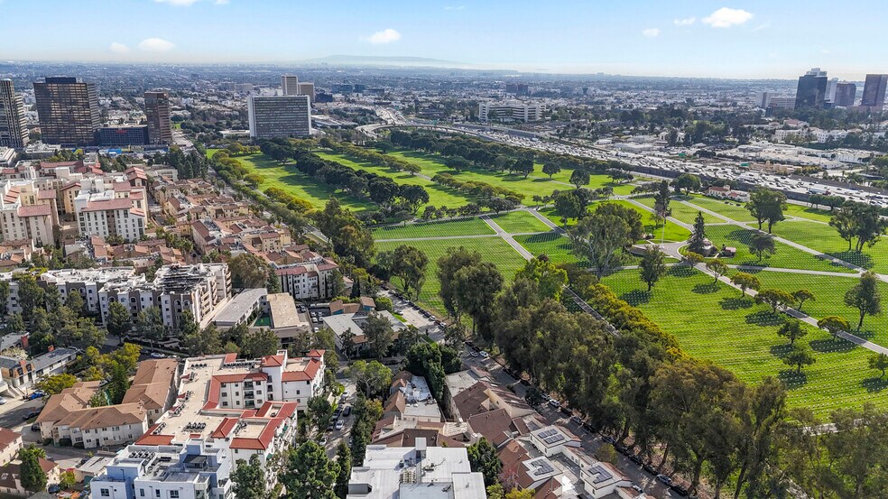More Photos Of 11089-11099 Strathmore Dr, Los Angeles Apartments For Sale