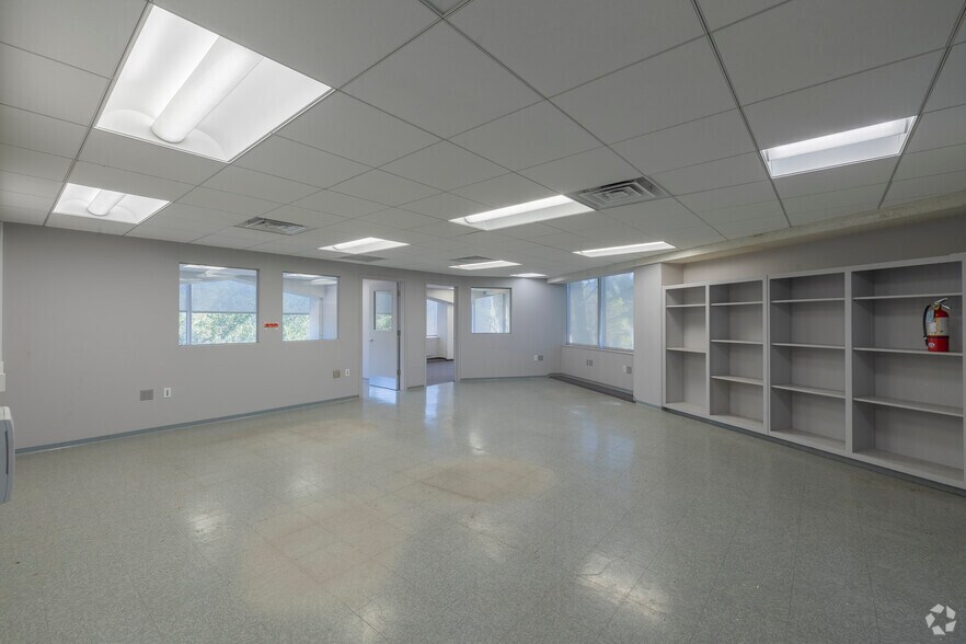 More Photos Of 2301 Napa Vallejo Hwy, Napa Land For Lease