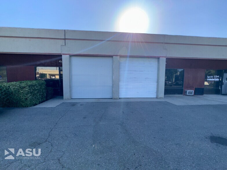 Primary Photo Of 4040 Easton Dr, Bakersfield Light Manufacturing For Lease