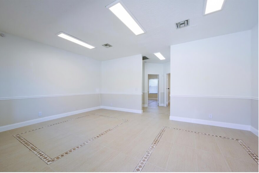 More Photos Of 725 N A1A, Jupiter Office For Lease