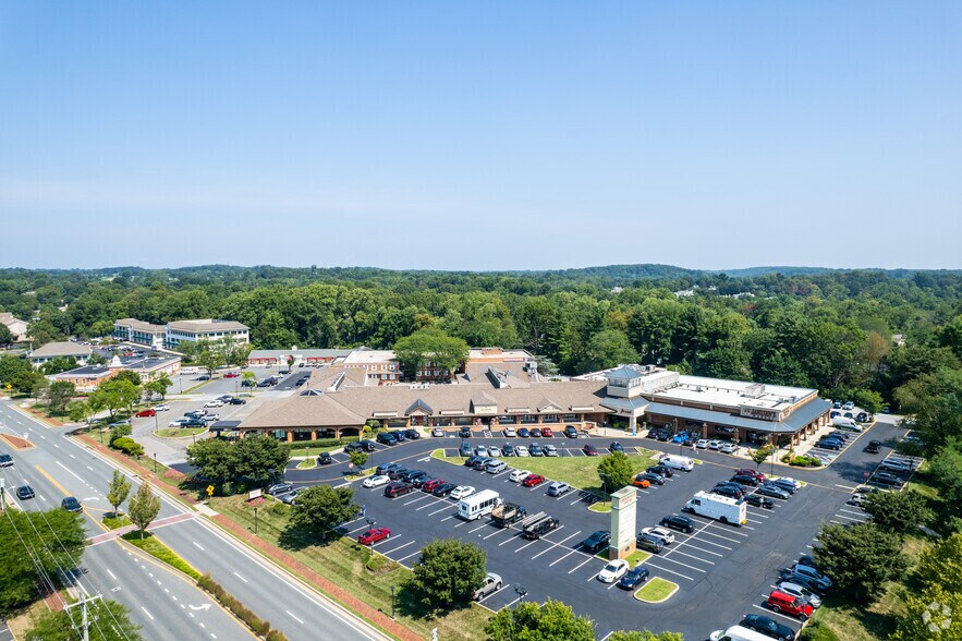 More Photos Of 3801 Kennett Pike, Greenville Unknown For Lease