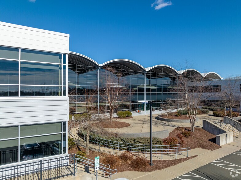 Primary Photo Of 108 Leigus Rd, Wallingford Office For Lease