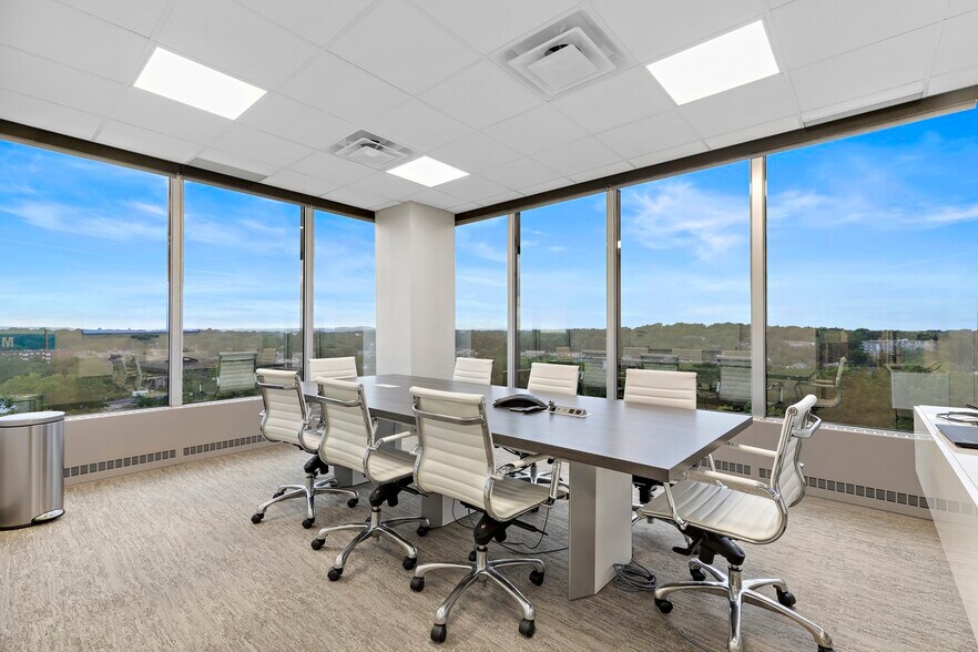 More Photos Of 411 Hackensack Ave, Hackensack Office For Lease