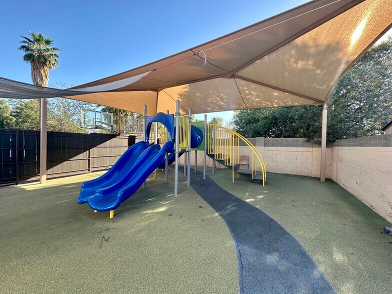 More Photos Of 7115 N 55th Ave, Glendale Office For Sale