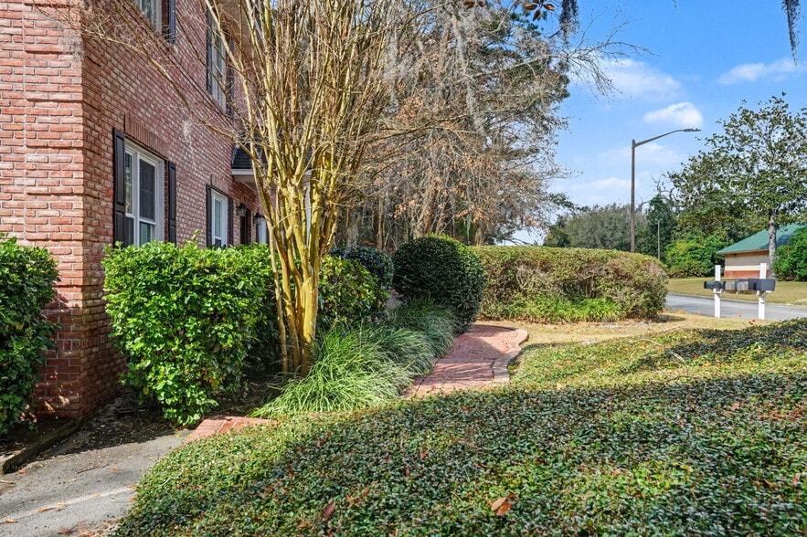 More Photos Of 125 Park of Commerce Dr, Savannah Office For Sale
