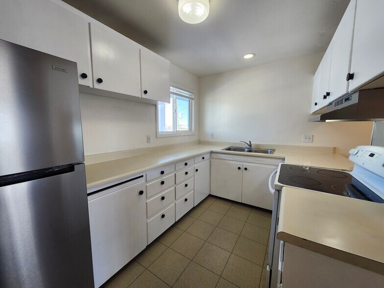 More Photos Of 3925 E 9th Ave, Anchorage Multifamily For Sale