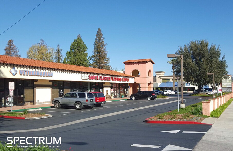 More Photos Of 26111 Bouquet Canyon Rd, Santa Clarita Storefront For Lease