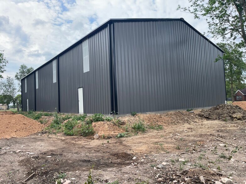 More Photos Of 1212 Cottonwood Church Rd, Rosenberg Warehouse For Lease