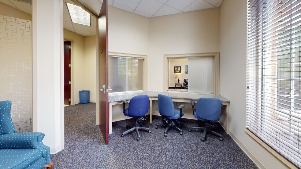 More Photos Of 500 Plantation Park Dr, Loganville Office For Lease