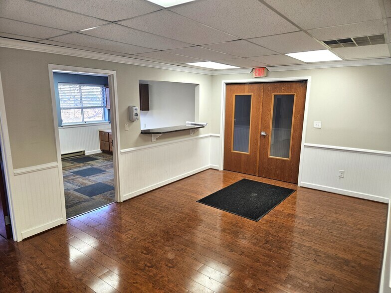 More Photos Of 893 S Matlack St, West Chester Flex For Lease