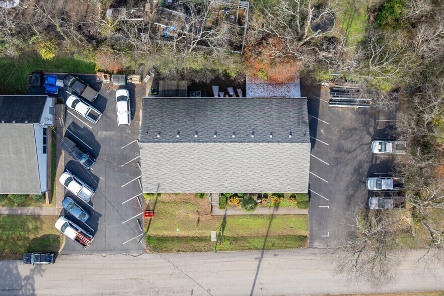 More Photos Of 125 Glancy St, Goodlettsville Office For Sale