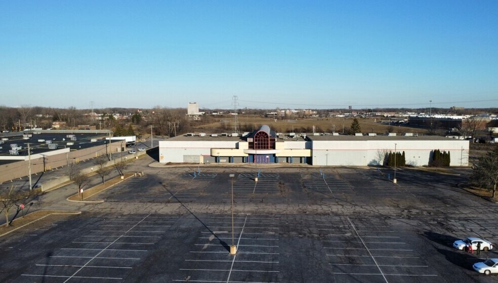 More Photos Of 22265 Eureka Rd, Taylor Movie Theatre For Sale