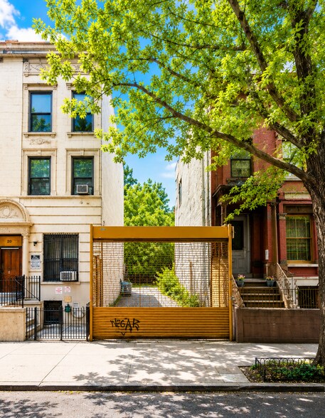 Primary Photo Of 96 Macon St, Brooklyn Land For Sale