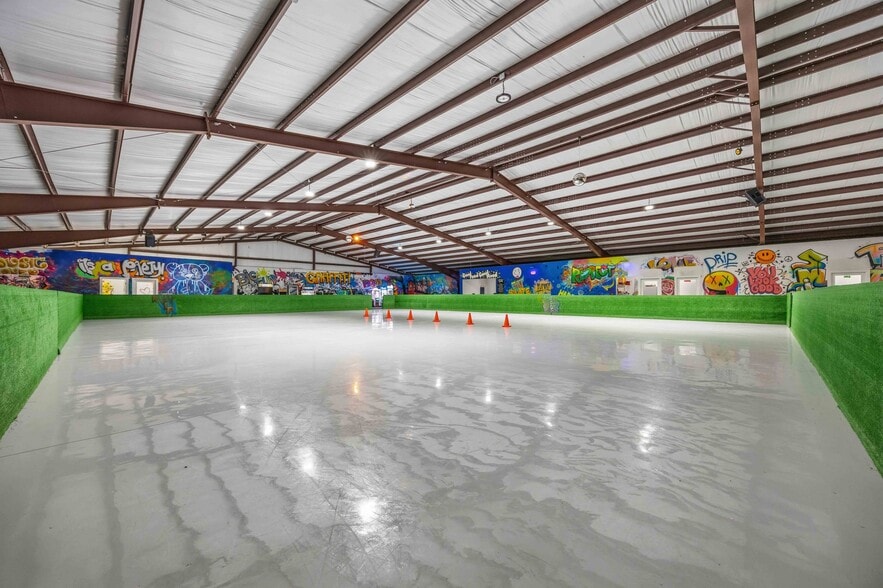 More Photos Of 1061 County Road 6111, Dayton Industrial For Sale