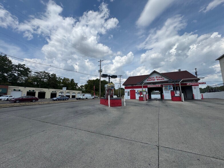 More Photos Of 1940 E Main St, Columbus Carwash For Sale