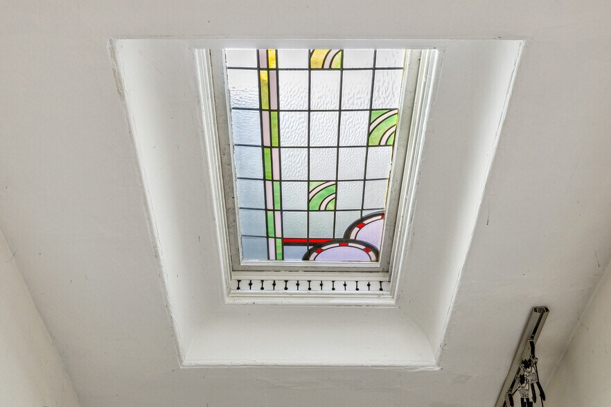 More Photos Of 423-433 S Van Ness Ave, San Francisco Apartments For Sale