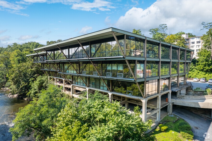 Primary Photo Of 3 Mill Rd, Wilmington Office For Lease