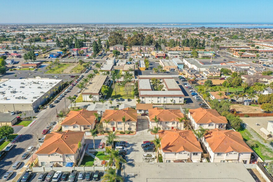More Photos Of 242 Kennedy St, Chula Vista Apartments For Sale