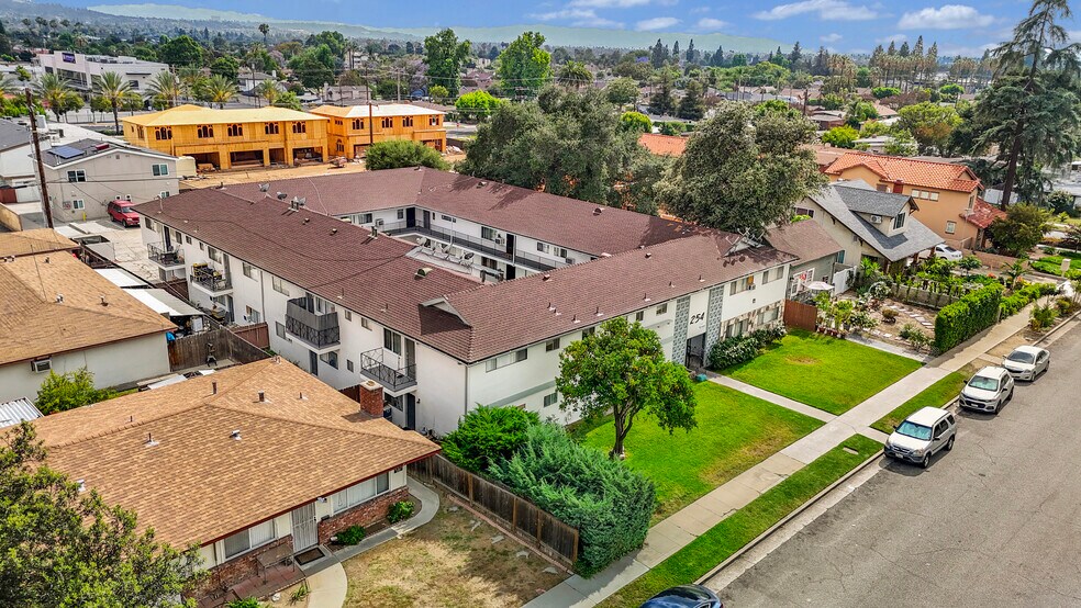 More Photos Of 254 W Dexter St, Covina Apartments For Sale
