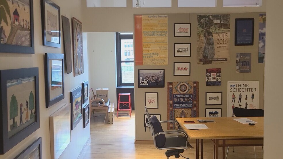 More Photos Of 305 Seventh Ave, New York Office For Lease