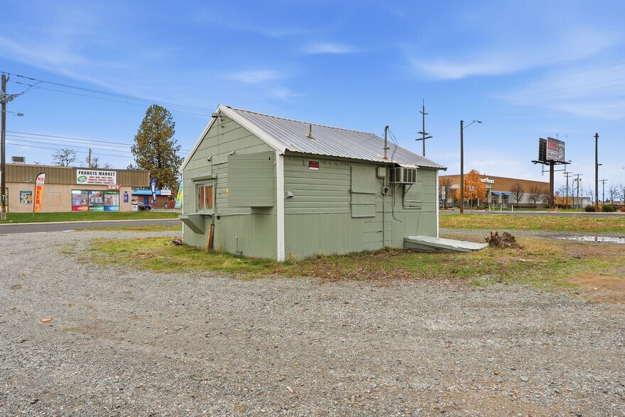More Photos Of 6216-6228 N Lidgerwood St, Spokane Land For Sale