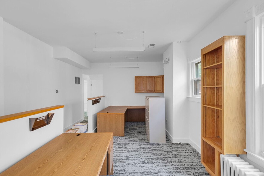 More Photos Of , Hartford Office For Sale