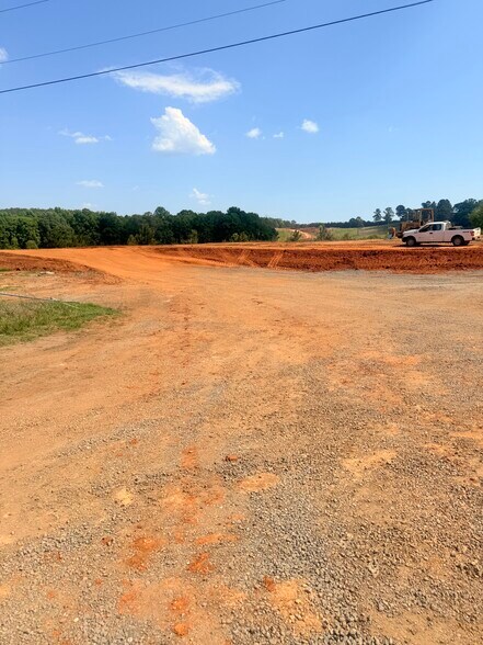 More Photos Of 24546 AL Highway 14, Aliceville Flex For Sale