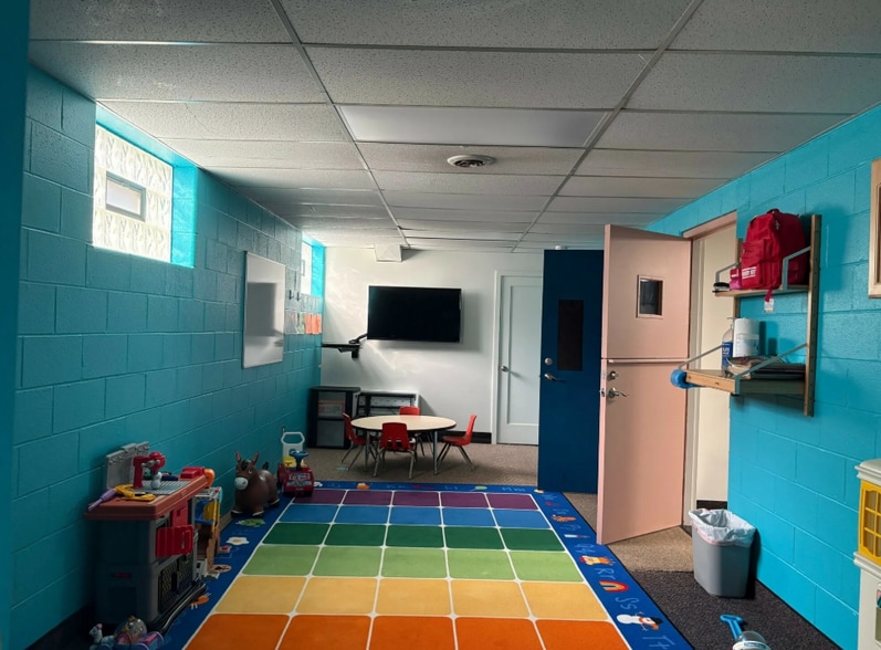 More Photos Of 24200 Meridian Rd, Grosse Ile Township Religious Facility For Sale