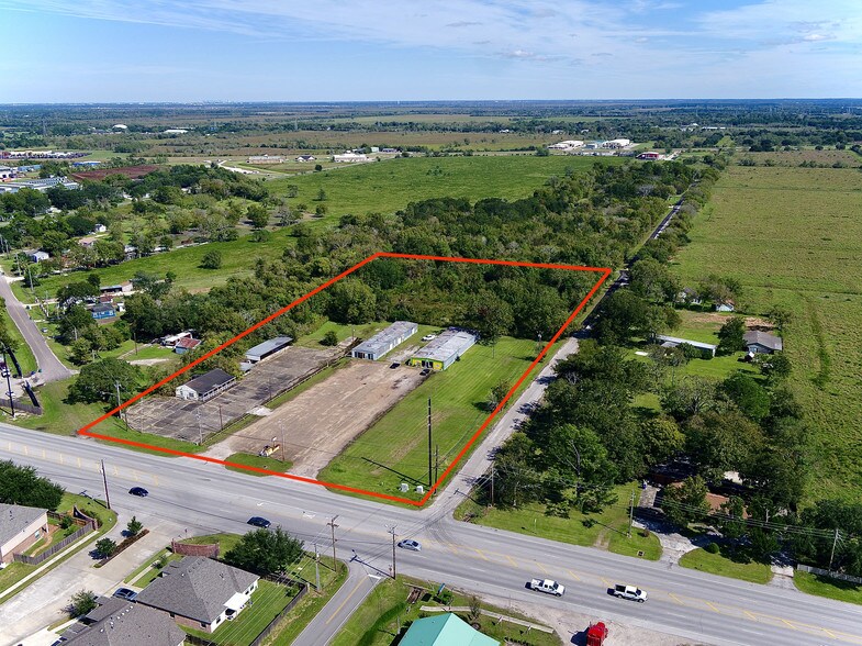 More Photos Of 1716 N Gordon St, Alvin Land For Sale