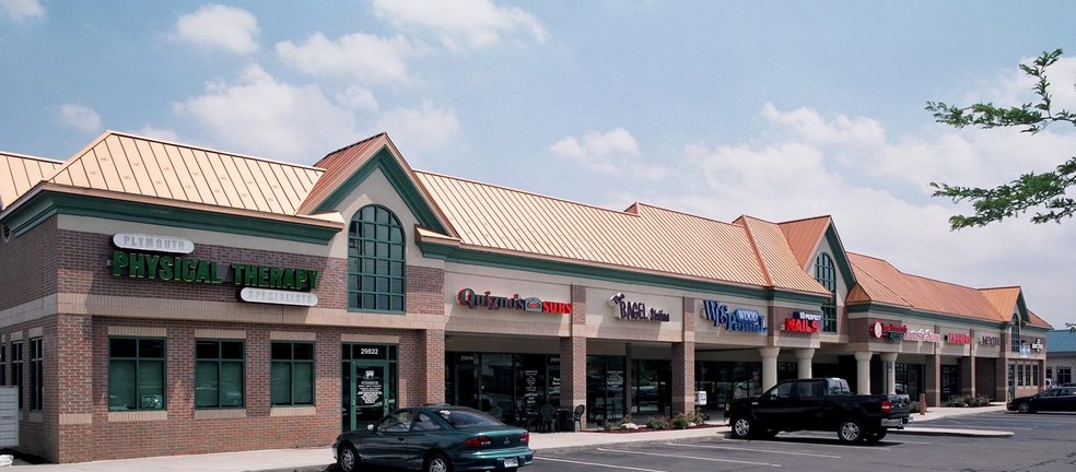 More Photos Of 29744-29822 S Wixom Rd, Wixom Storefront Retail Office For Lease