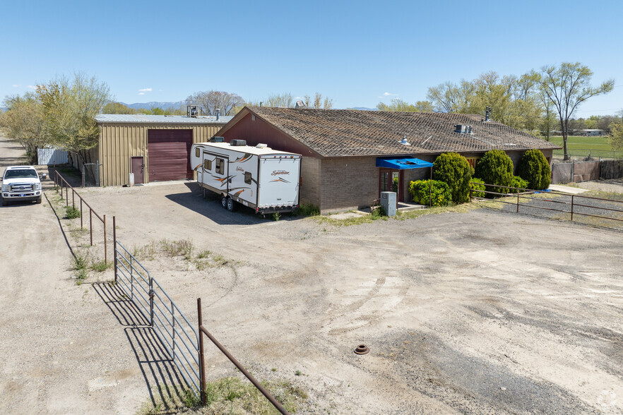 Primary Photo Of 2100 Bosque Farms Blvd, Peralta Auto Repair For Sale