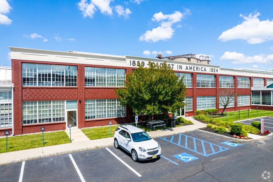 Primary Photo Of 300 American Metro Blvd, Hamilton Office For Lease