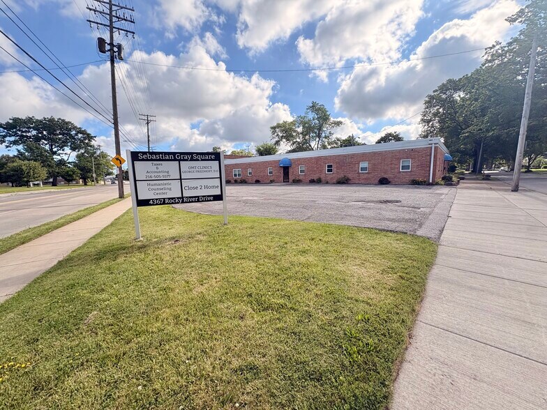 More Photos Of 4367 Rocky River Dr, Cleveland Medical For Sale