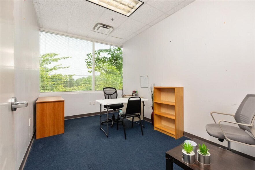 More Photos Of 8140 Ashton Ave, Manassas Medical For Sale