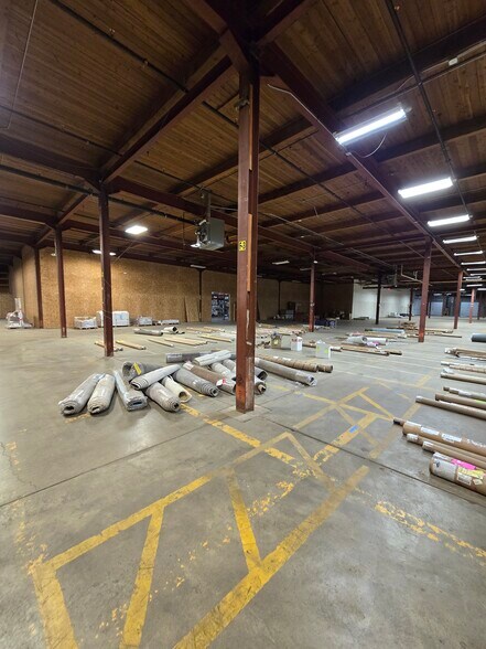 More Photos Of 1600 North Ave W, Missoula Warehouse For Lease