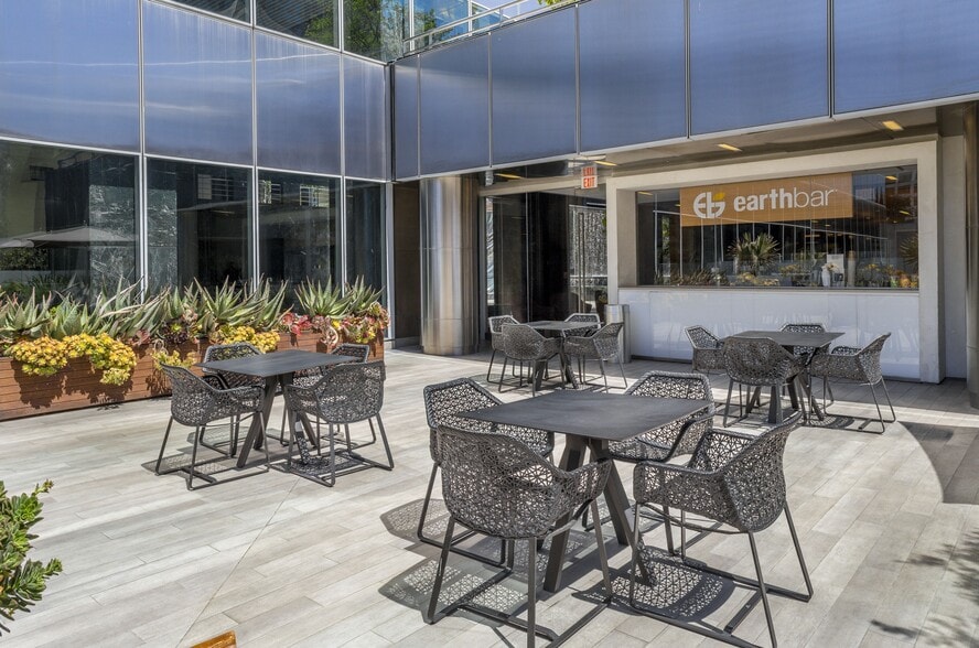 More Photos Of 444 S Flower St, Los Angeles Office For Lease