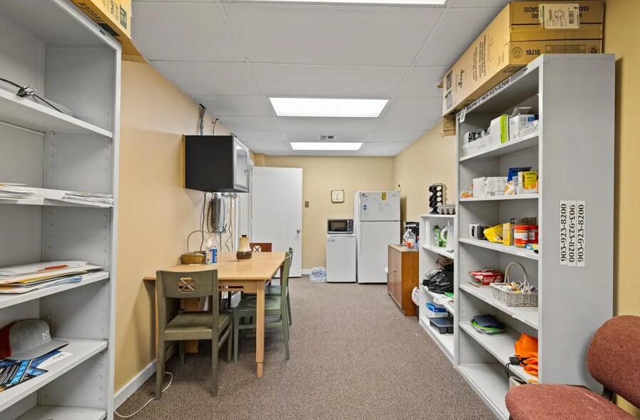 More Photos Of 907 E End Blvd N, Marshall Industrial For Sale