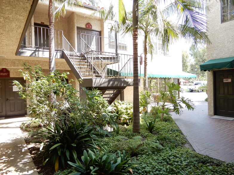 More Photos Of 1200 Paseo Camarillo, Camarillo Office For Lease