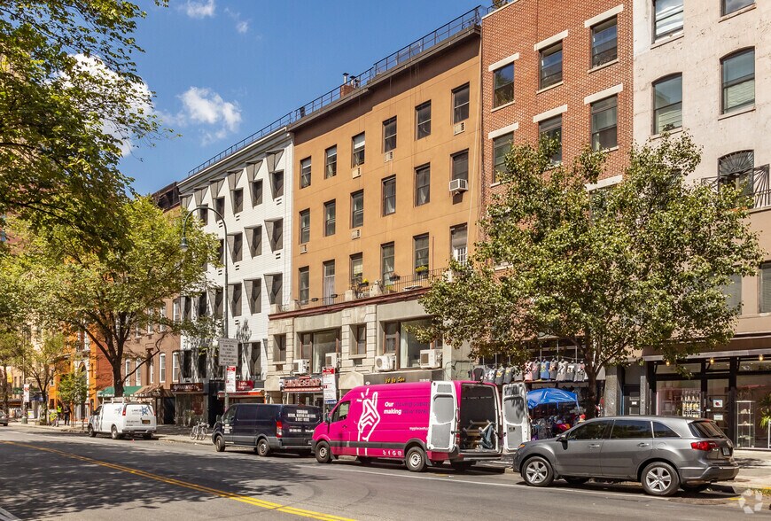 More Photos Of 219 W 14th St, New York Apartments For Lease