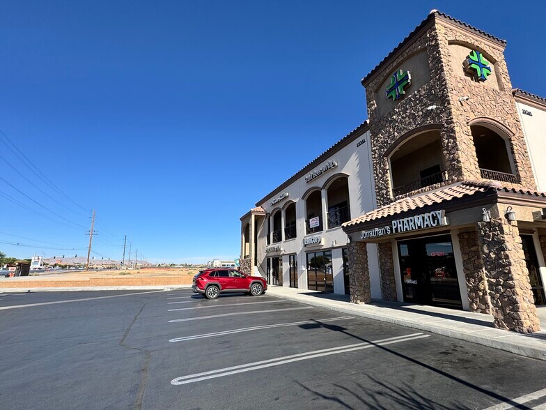 Primary Photo Of 19341 Bear Valley Rd, Apple Valley Medical For Lease