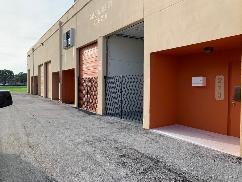 More Photos Of 2450 W 82nd St, Hialeah Coworking Space